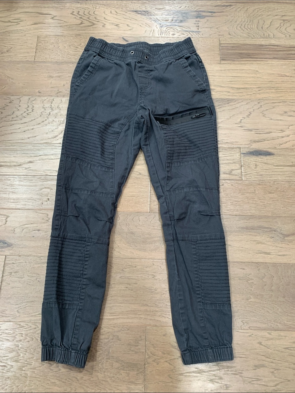 RING OF FIRE Men's Leftout Moto jogger Size Medium